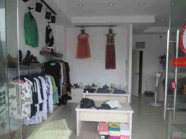 ���ң��ѧУ�Է��ε�ͼ�ת��