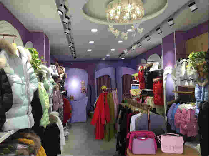 ������κ�����Ь����ת��