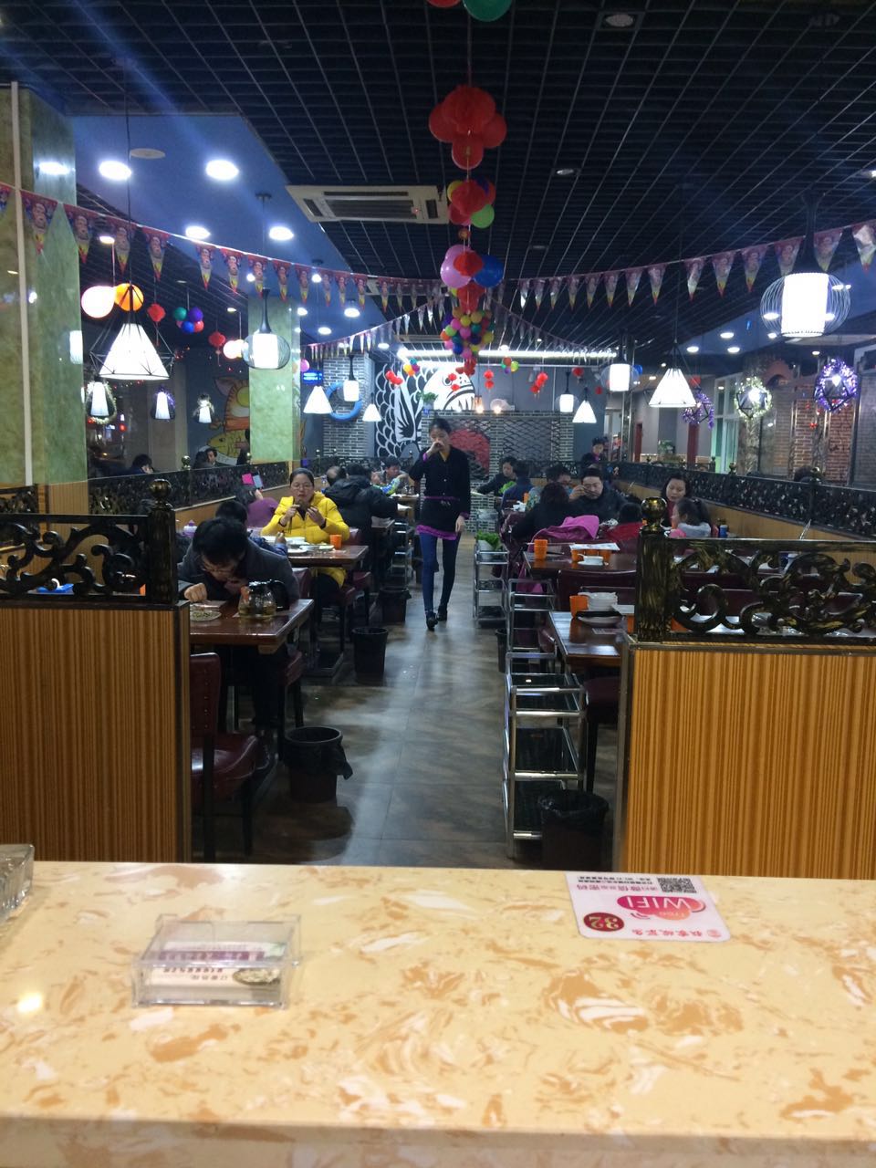 ���Ӫҵ�в͹ݵͼ�ת��