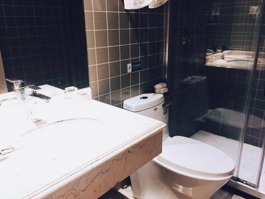 ��¥�ٽ����̴�һ�����