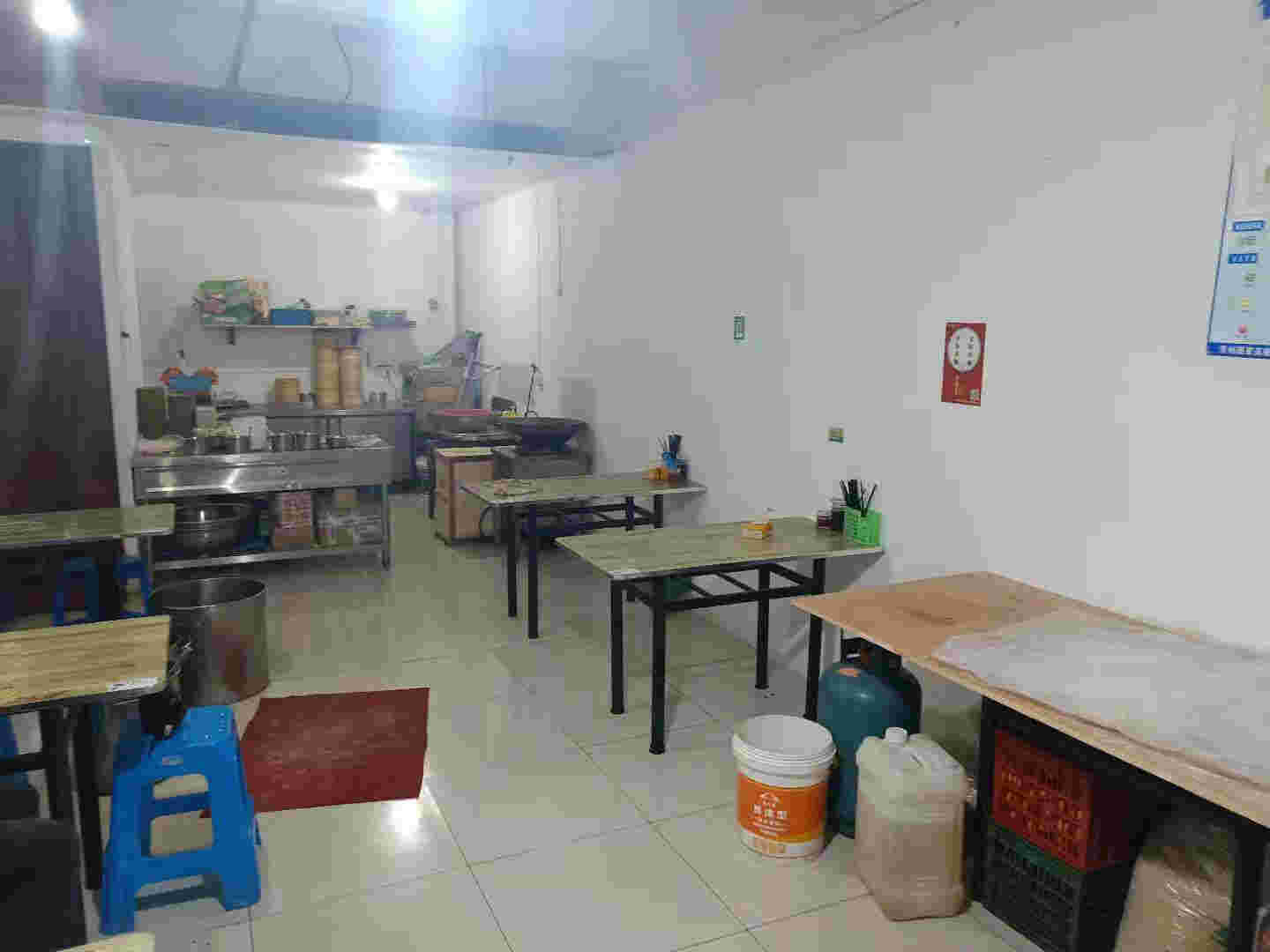 �±�ǰ�Ų��г��ſ�ӯ��С�Ե�ת��