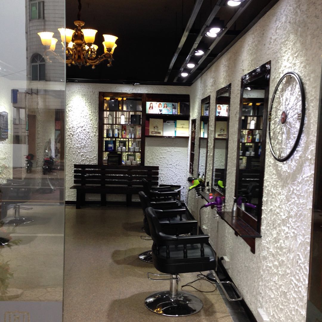 �±���ţ�ٽ�ӯ��������ת��  �ѳɽ� 