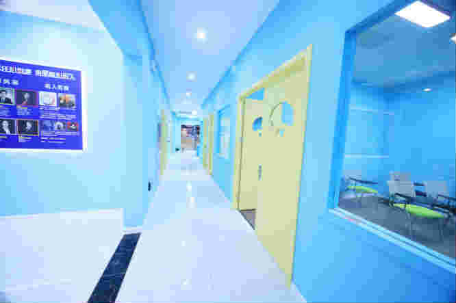 �±������ѵ����ת��