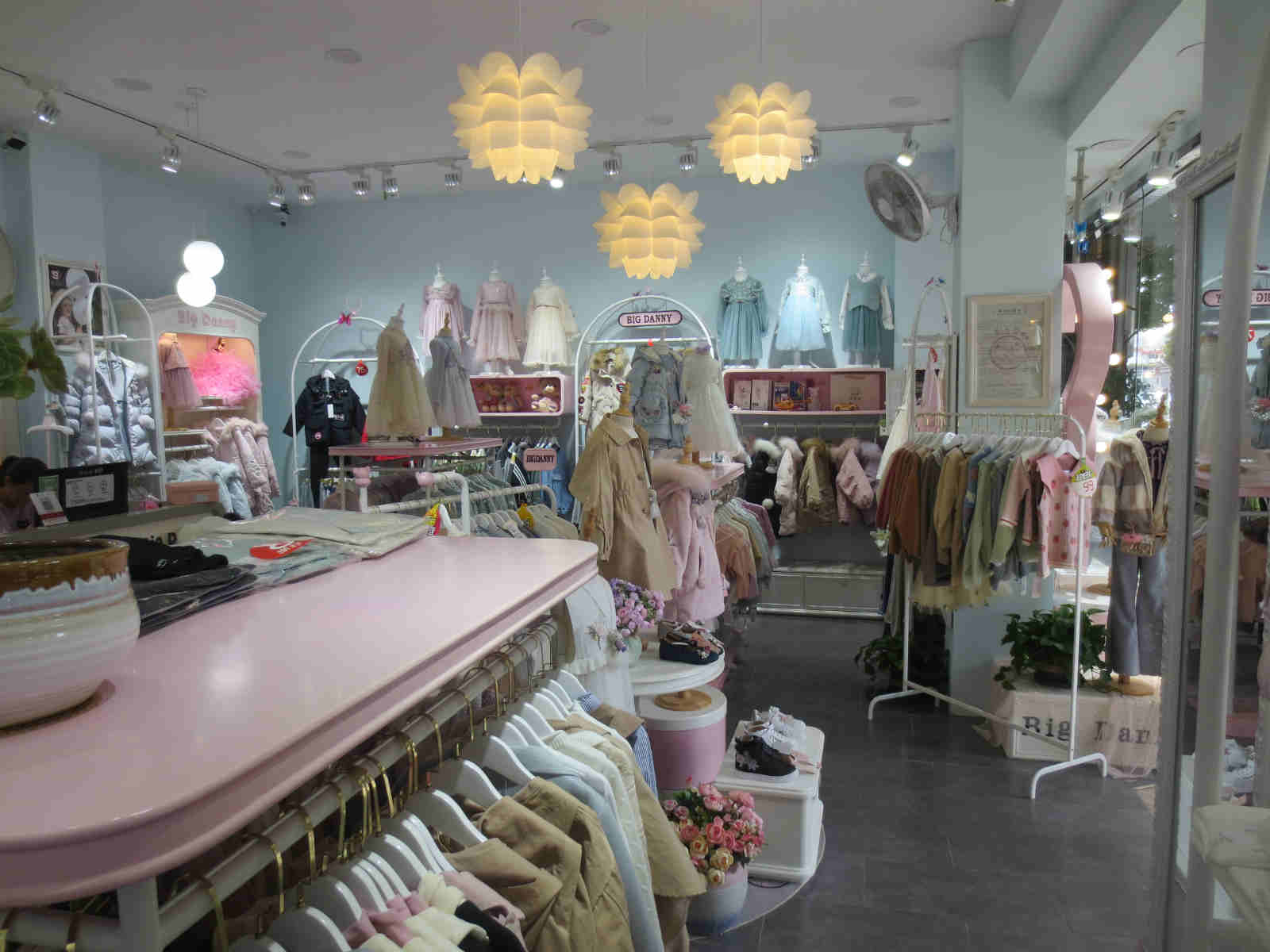 ��¥��ҵ�ٽ�����ת�� ��ҵ����