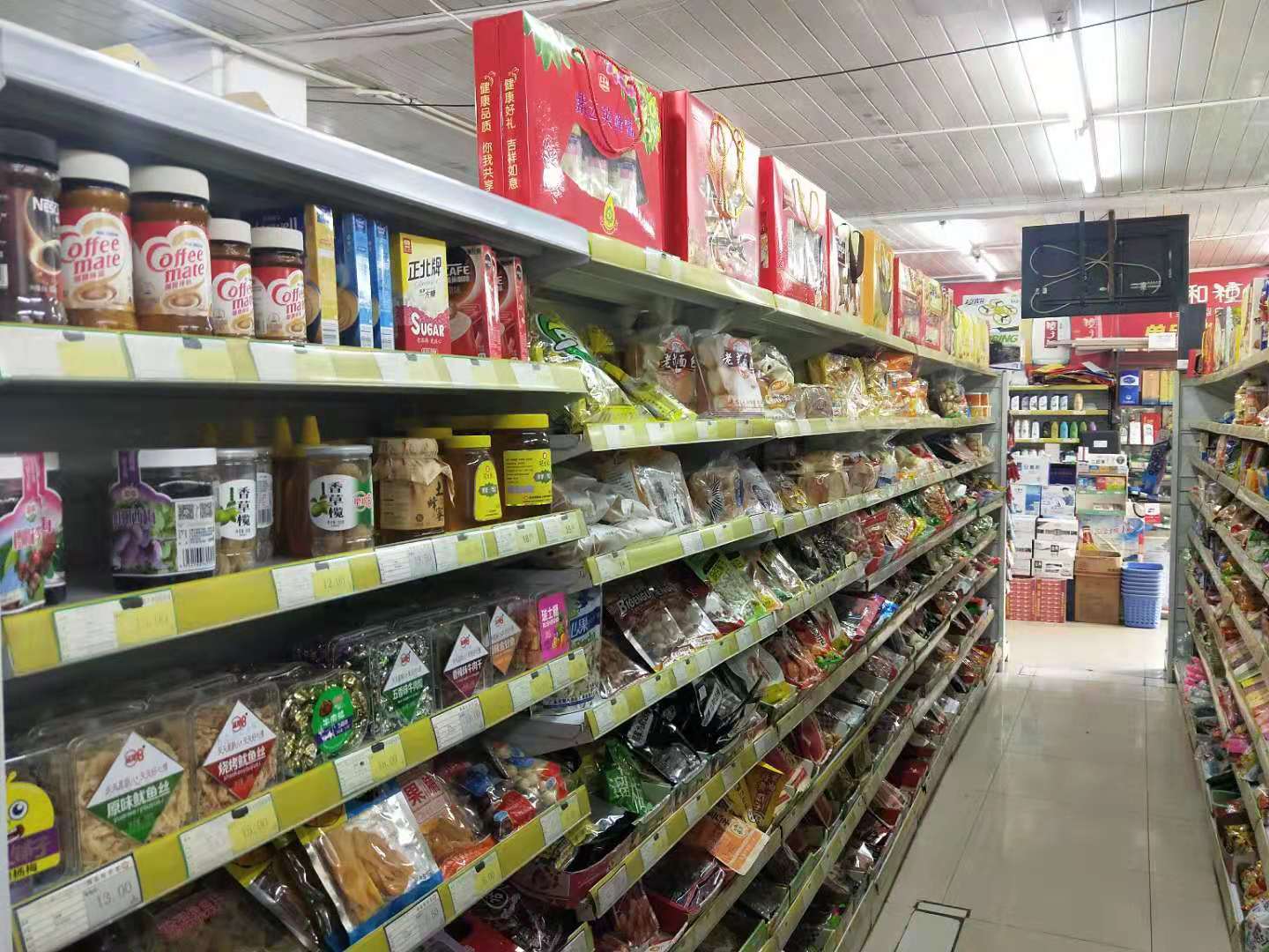 ����С���ſ�ӯ���ж����ϵ곬��ת��