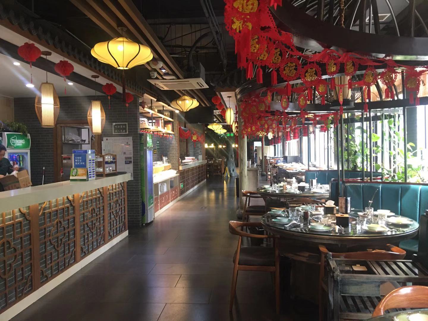 �����������ٽ�����ӯ���л����ת��