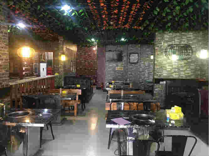 ����ũó�г��Ա߻���극��ת��