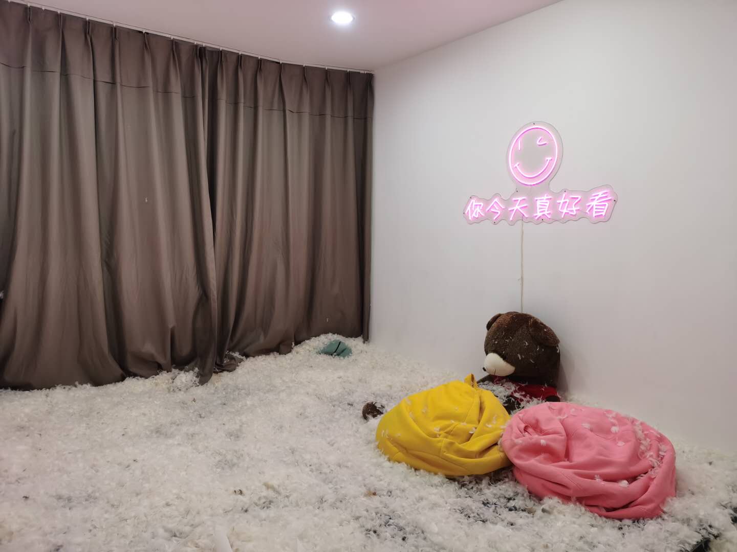 �����װ�޷�й��ת��