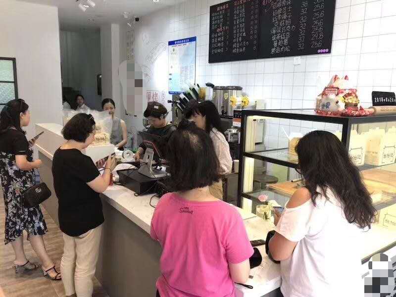 �±�����԰���·���ɽ·�����С�Ե�ת��