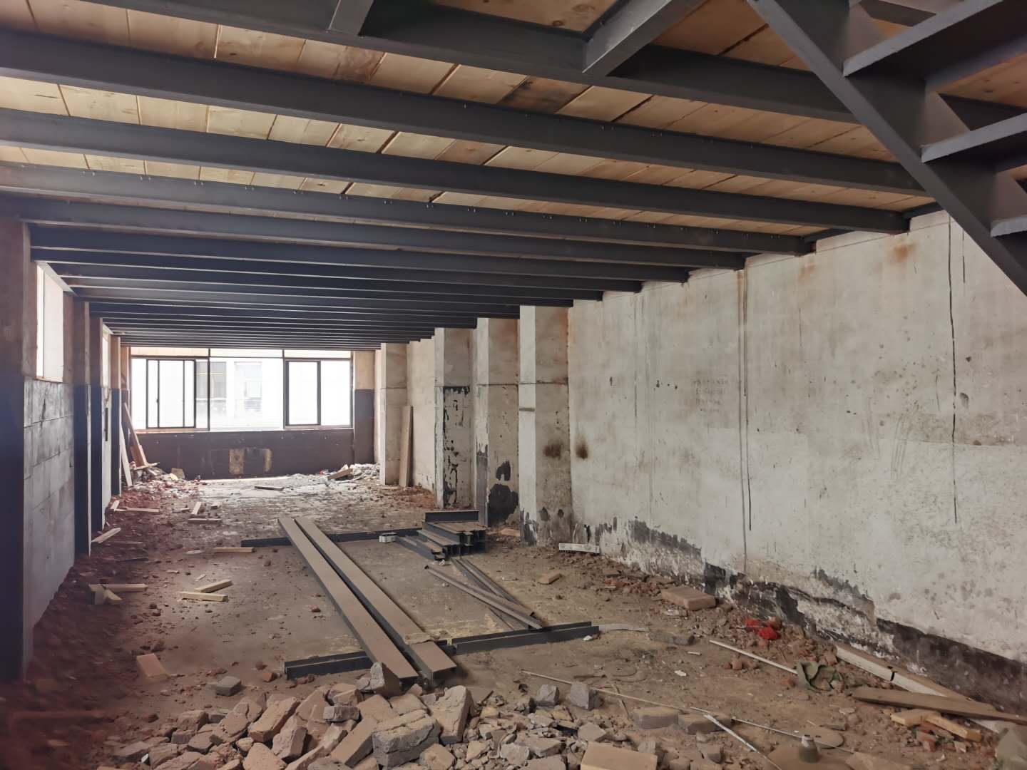 ��¥��ҵ����������ת��