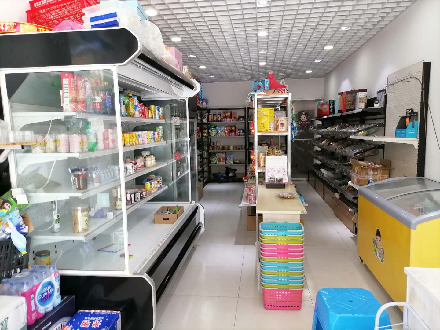 �����ٽ�������ʳ��ת��  ��ת��