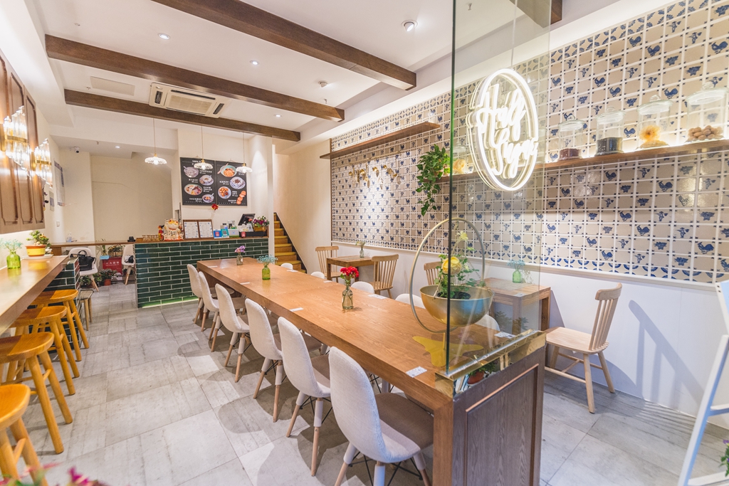 �±������һ����Ա�����ת����ҵ����