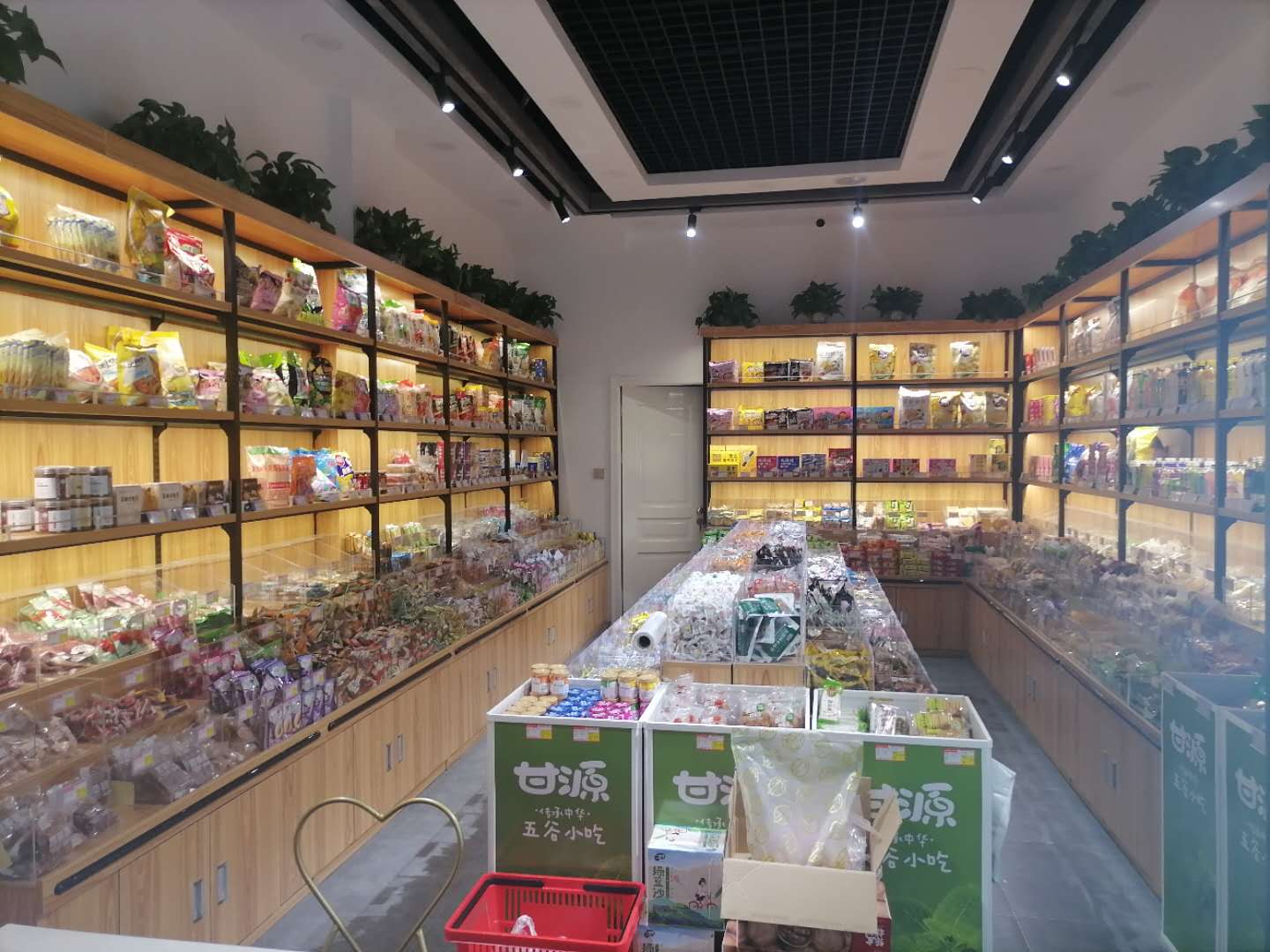 �±�����ӯ������ʳ��ת��  ��ת��