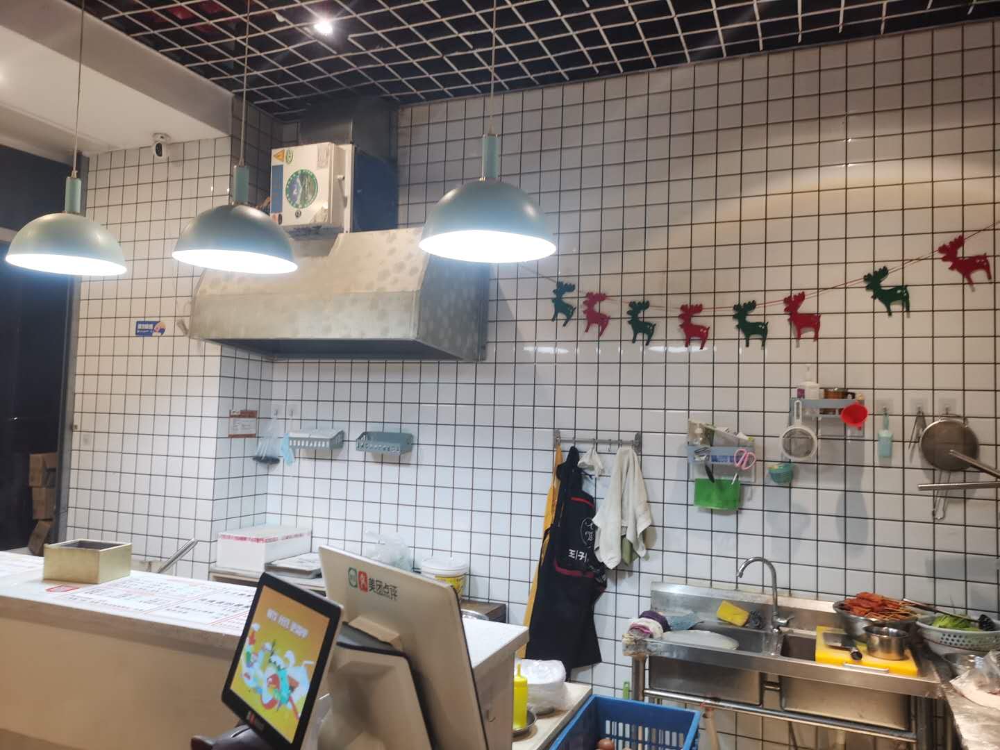 ������װ��ӯ��С�Ե�ת��