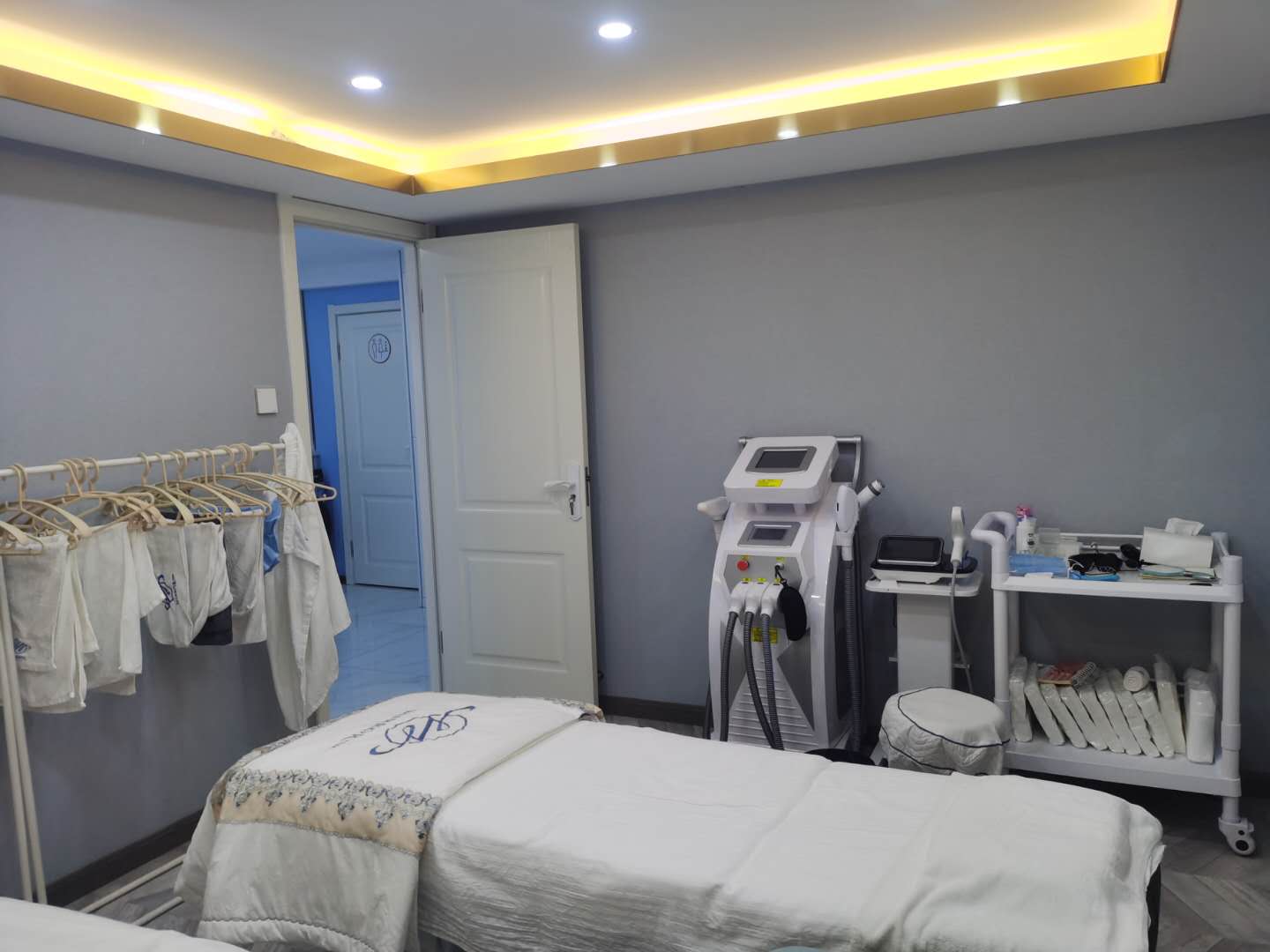 �����������Ժת��  ��ת��