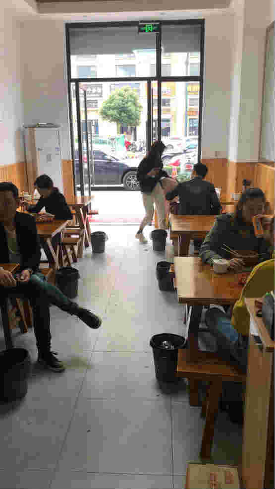 ���С���ſ�ţ����ת��