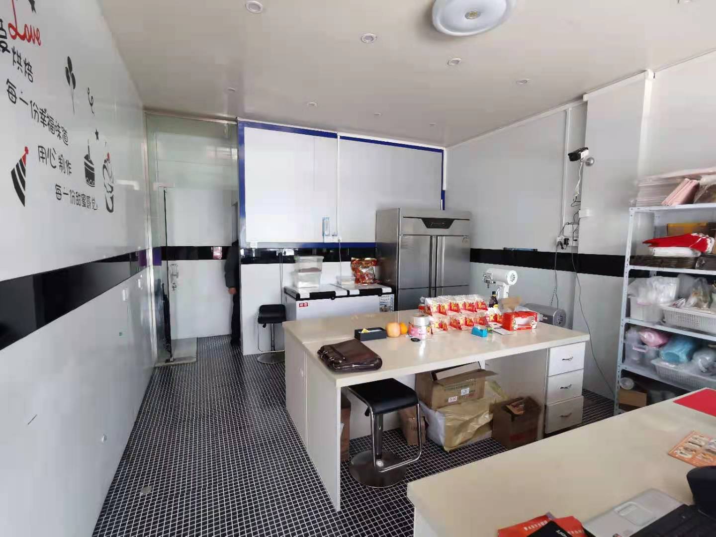 �±���Ŀɽ·��Ʒ��ת�� ��ת��