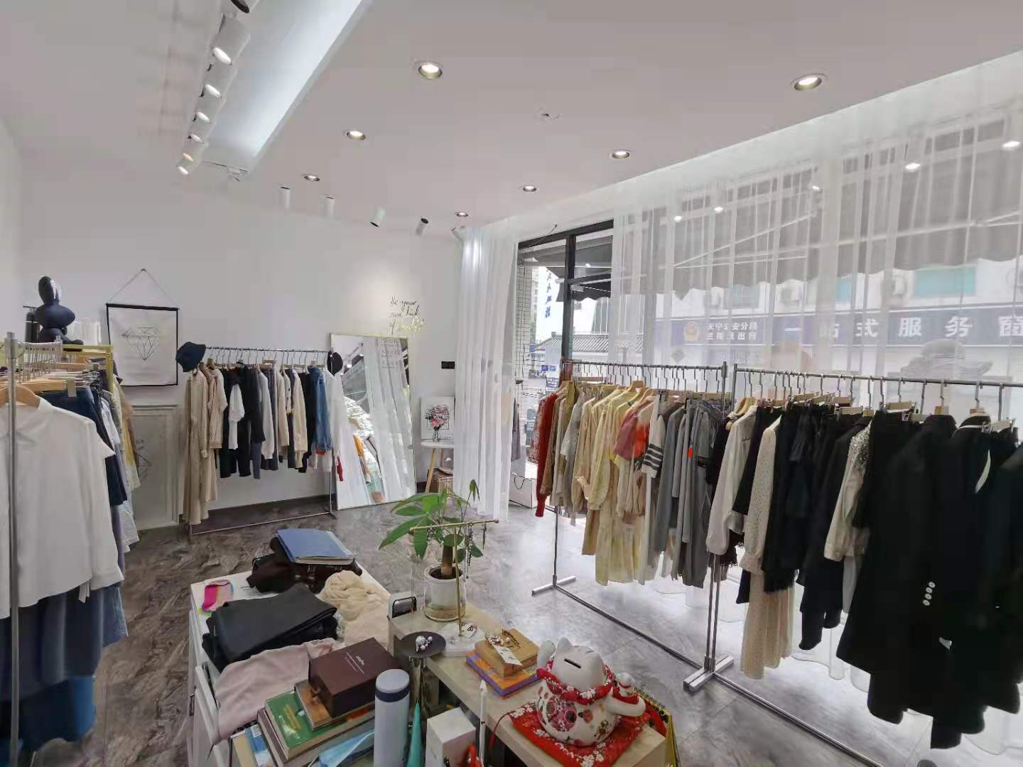 ������װ��ת��