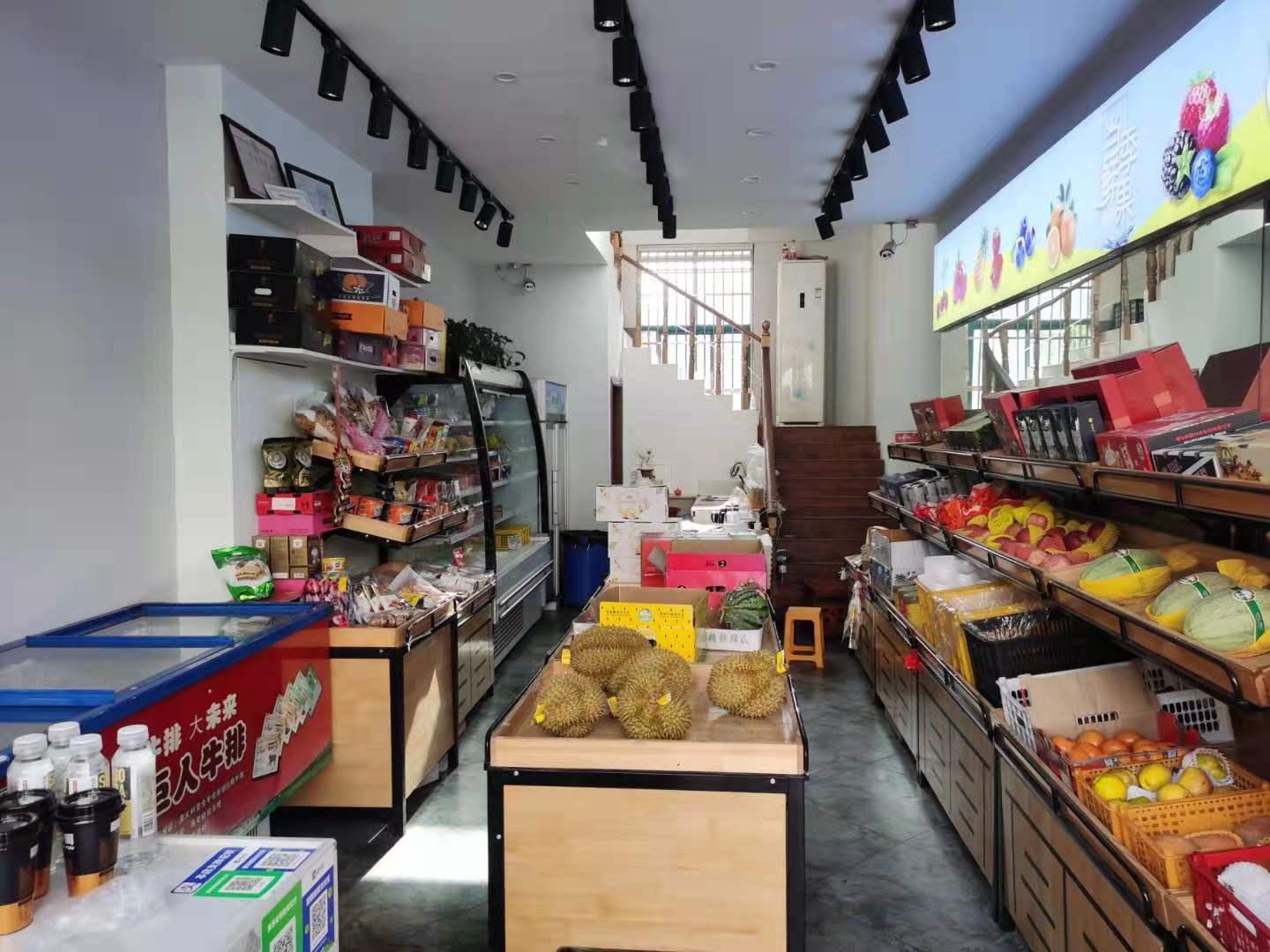 ���ѧУ����ˮ����ʳ��ת��  ��ת��