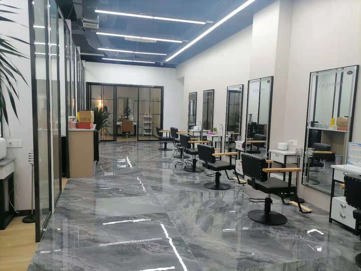 ��¥����������ת��