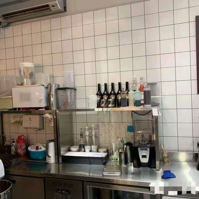 �±�����־�װ���̲��ת��