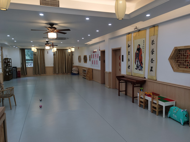 ��¥��㹫԰��һ������ת��