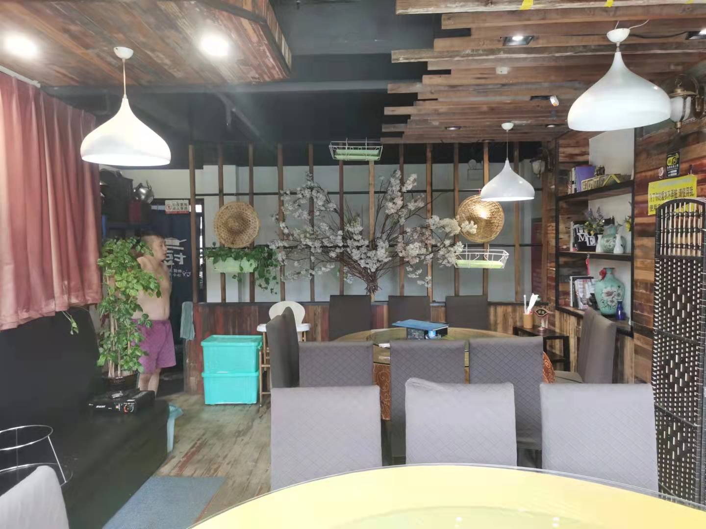 �±���������װ�޲�����ת��