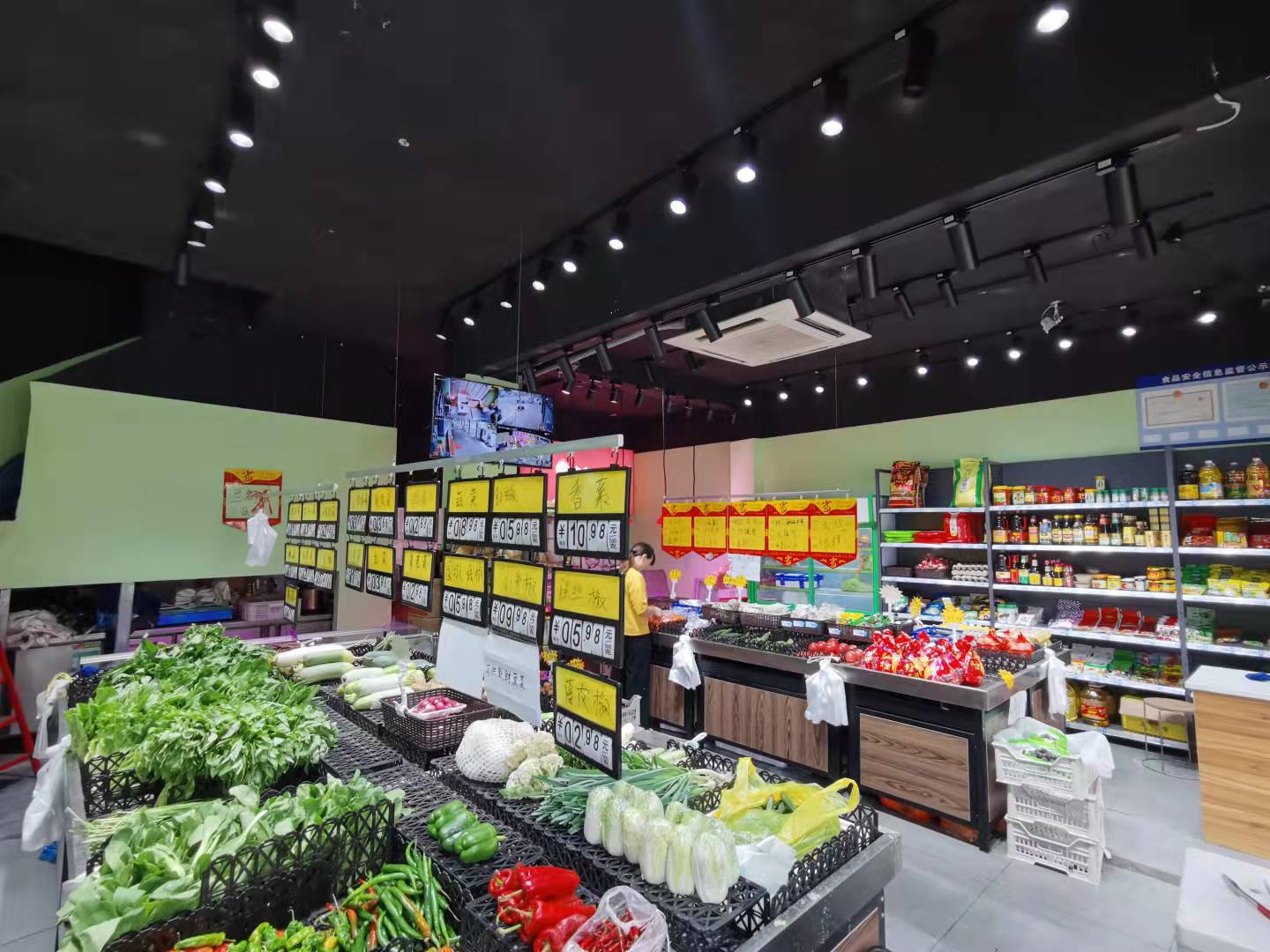 �±�����ˮ����ת��