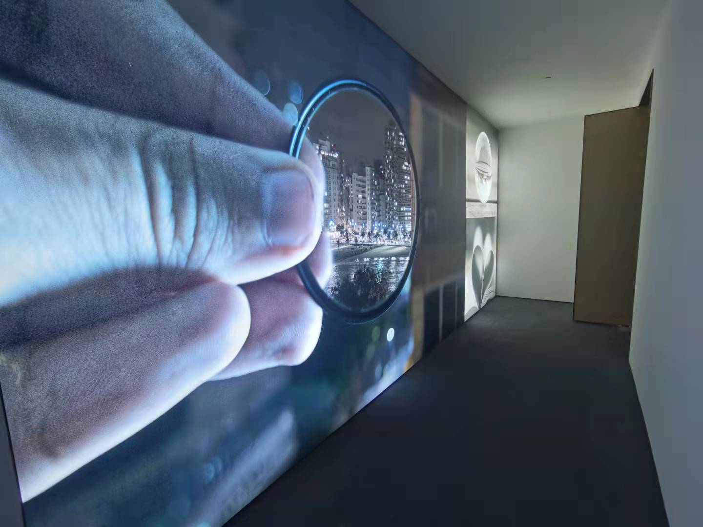 �±�����Ա���װ�ް칫��ת��