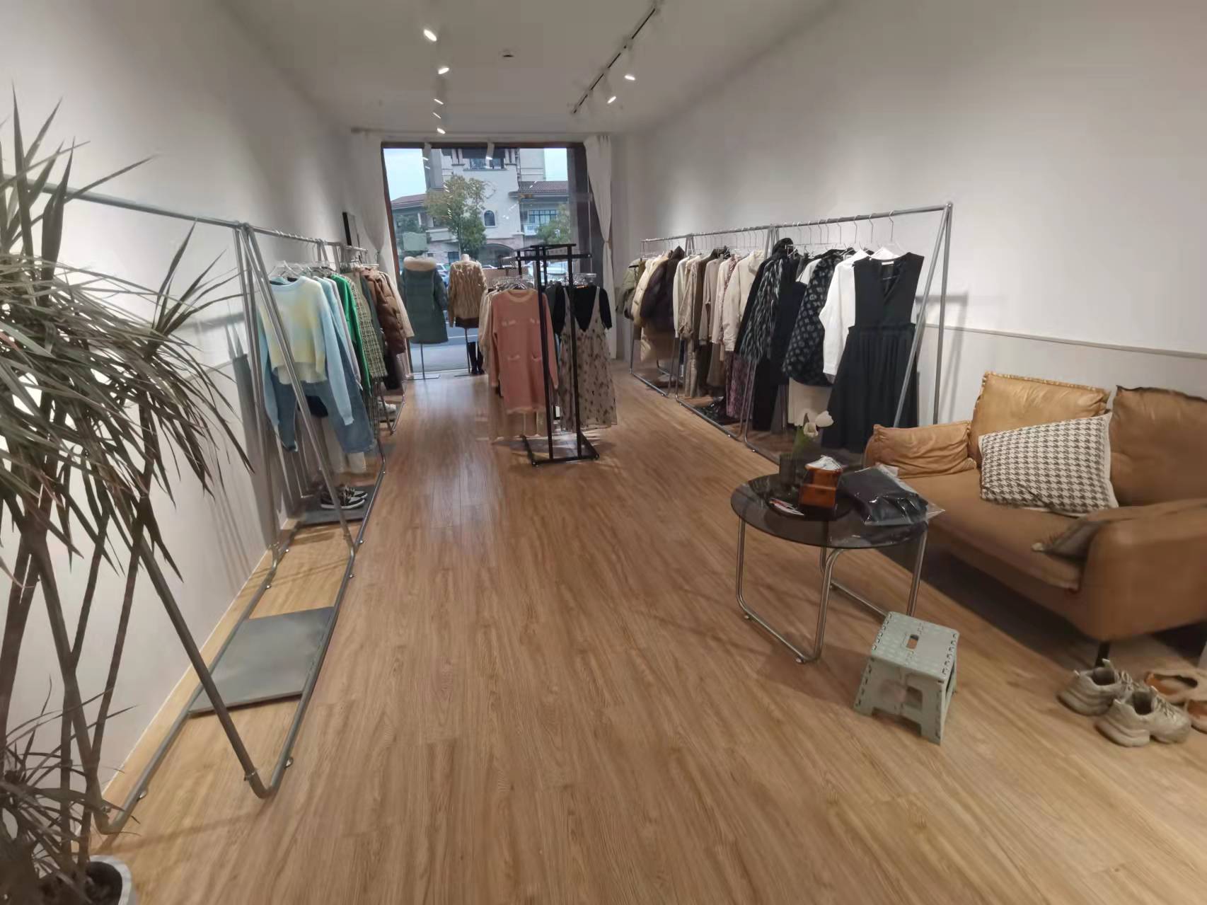 �����԰�ַ�װ��ת����ҵ����