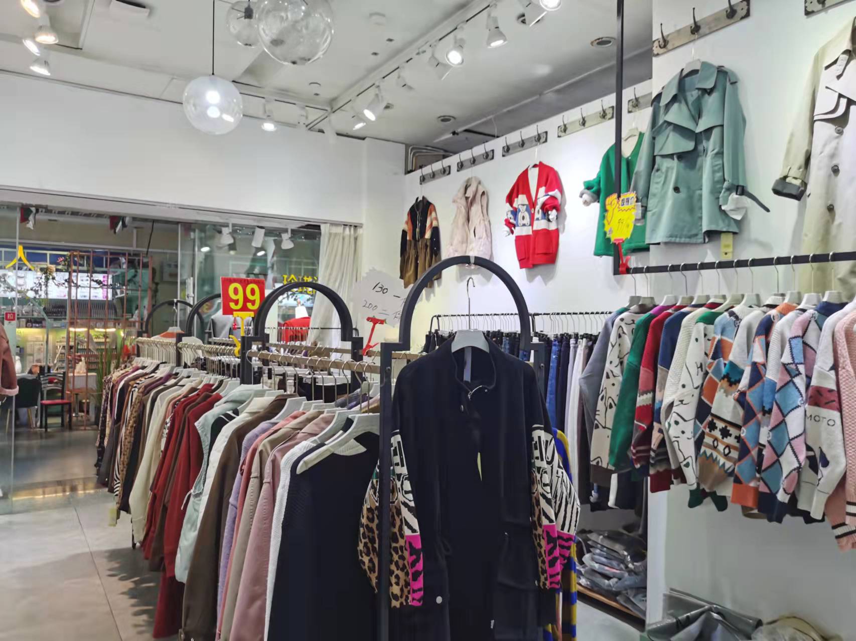 �±����һ����ҵ�ַ�װ��ת��