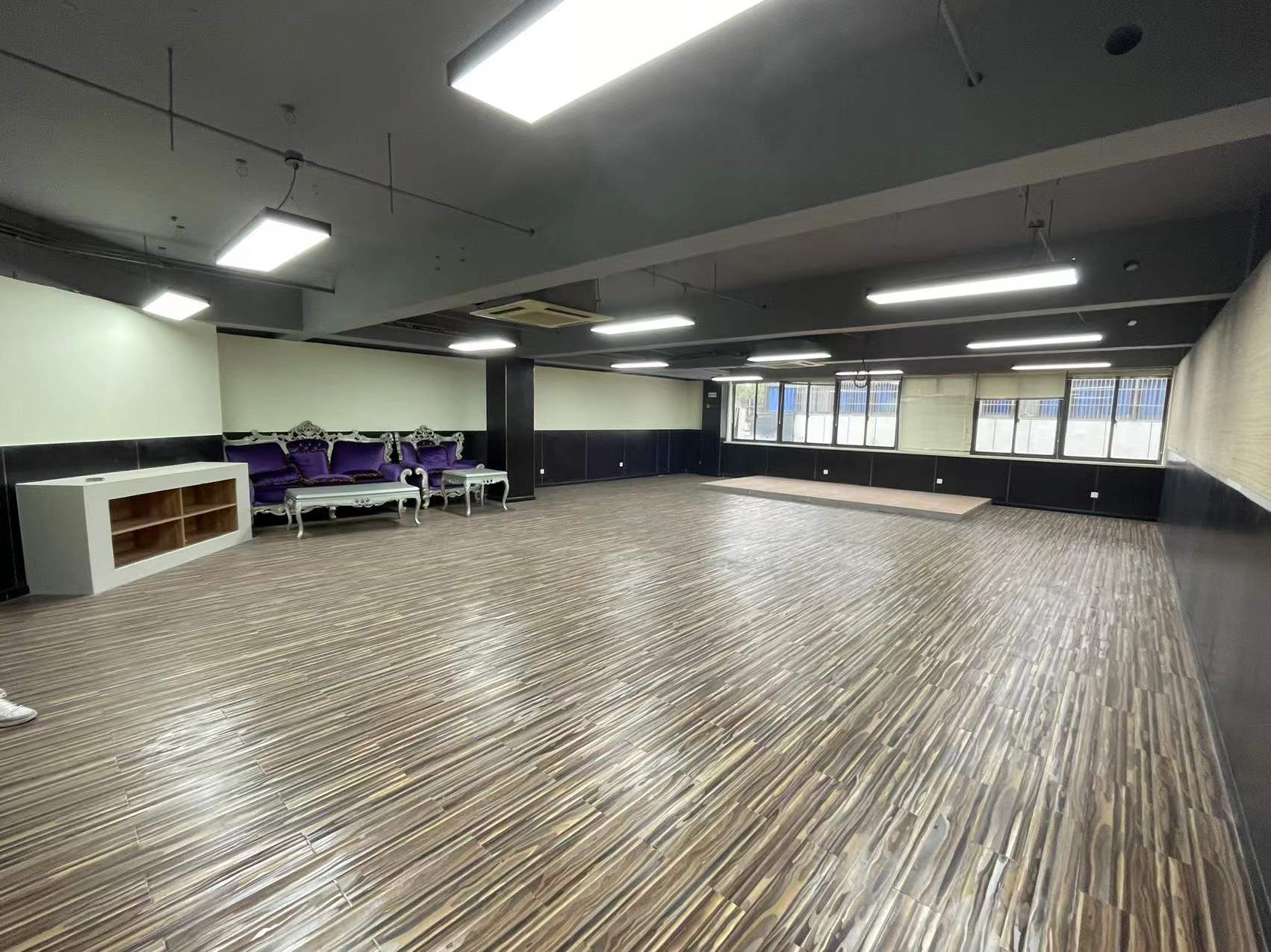 ��¥����������ת����ҵ����