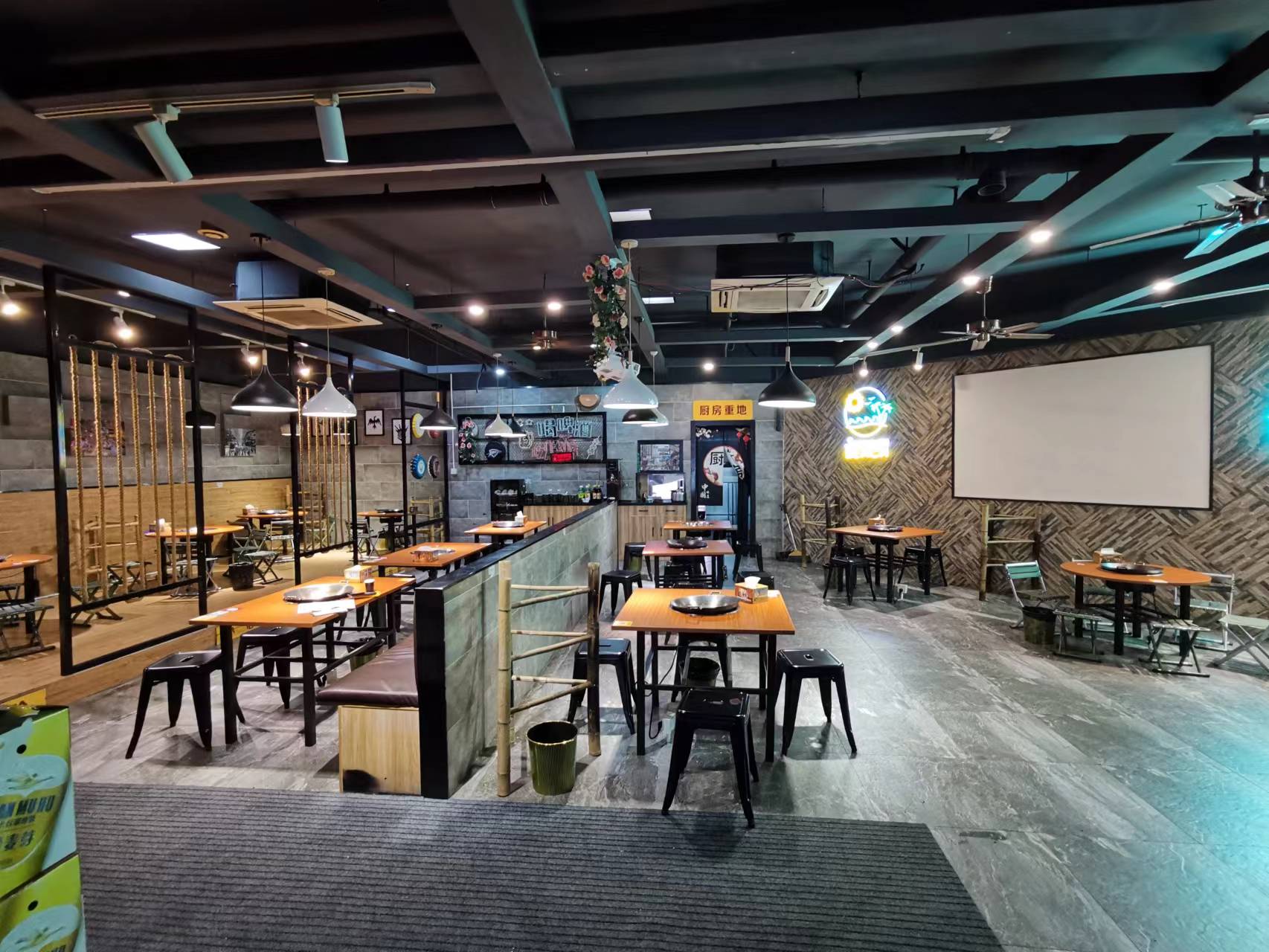 ��¥��ҵ�����ת�� ��ת��