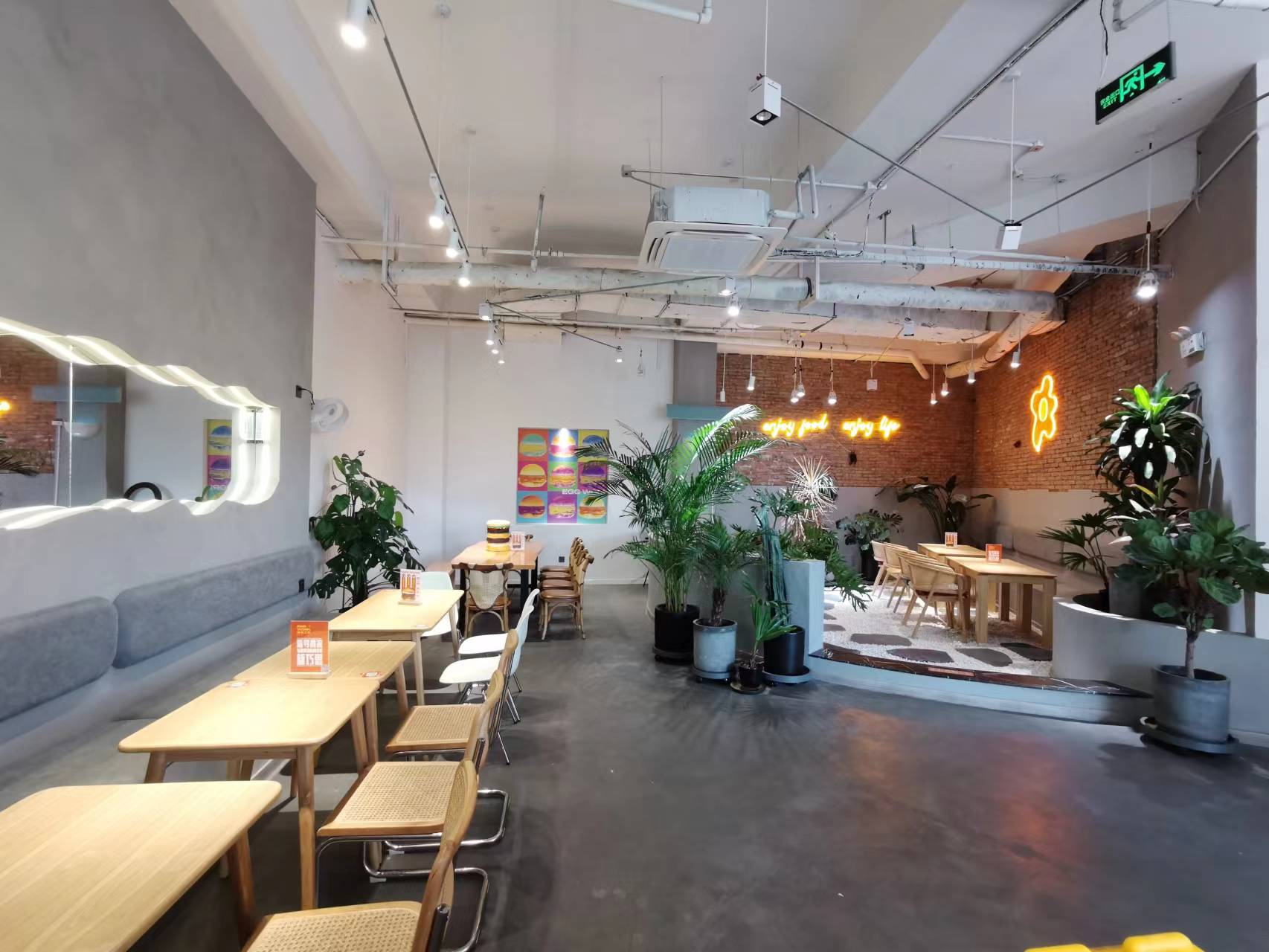 ��¥�����������ٽ�����ת��