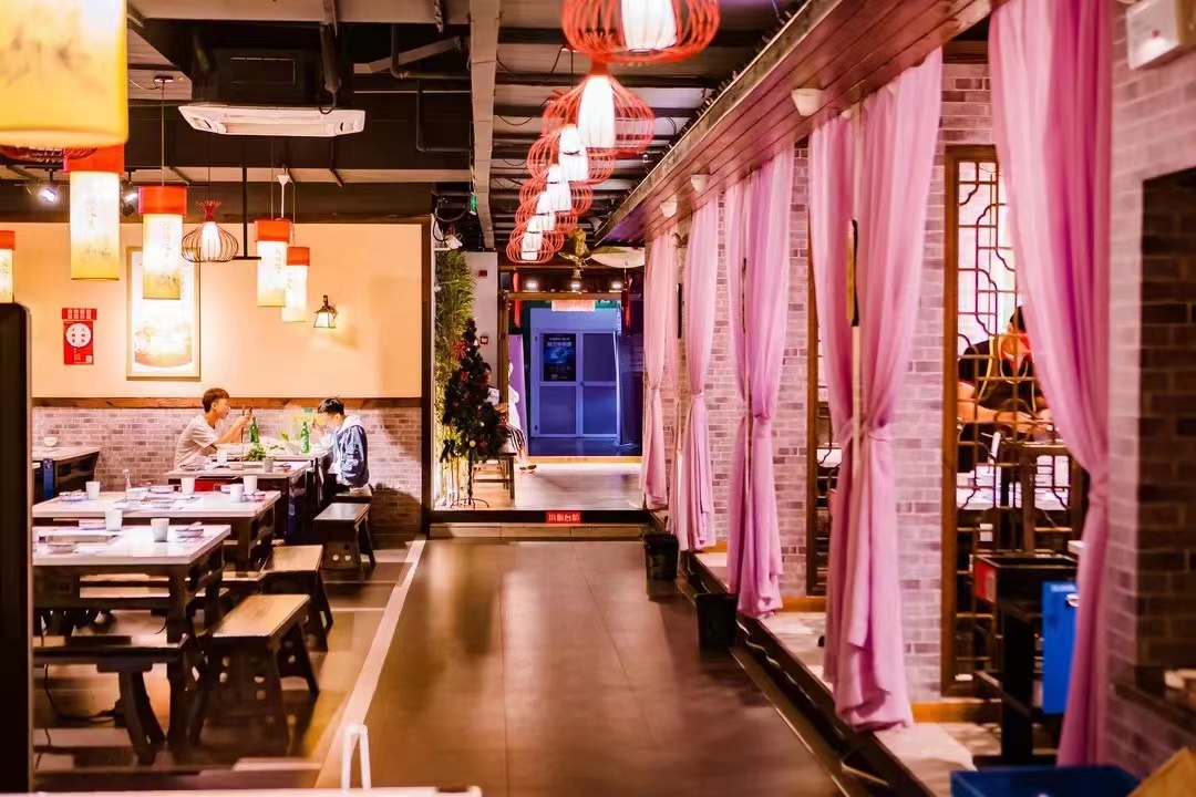 .�±���װ��Ʒ��ӯ�������ת��