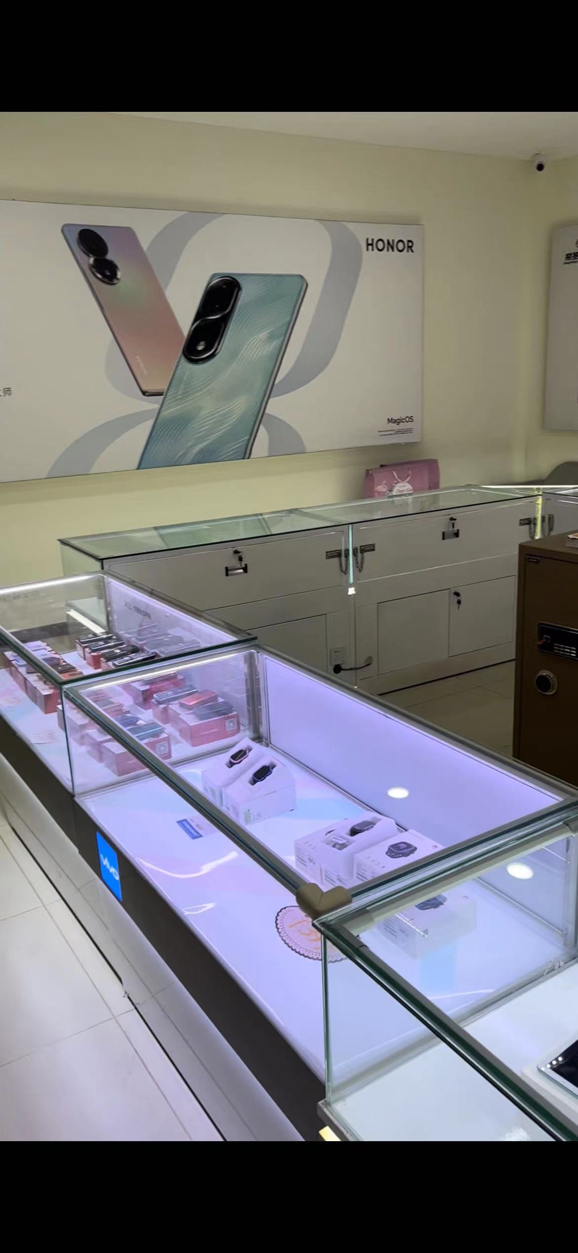 �±��������е�һ�ҵ���ת��