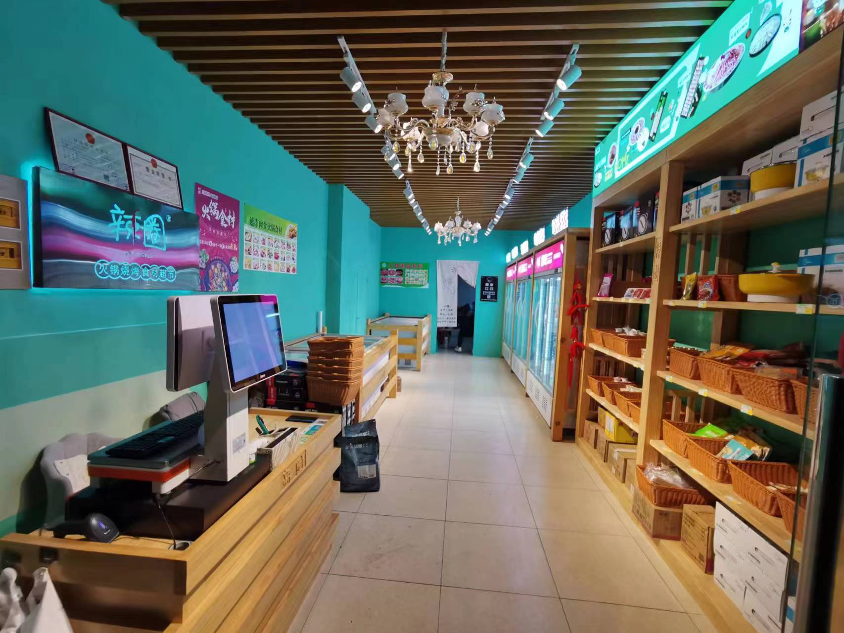 �±�С�����ſڻ��ʳ�ĵ�ת�ã��ɿ�ת����ģ�