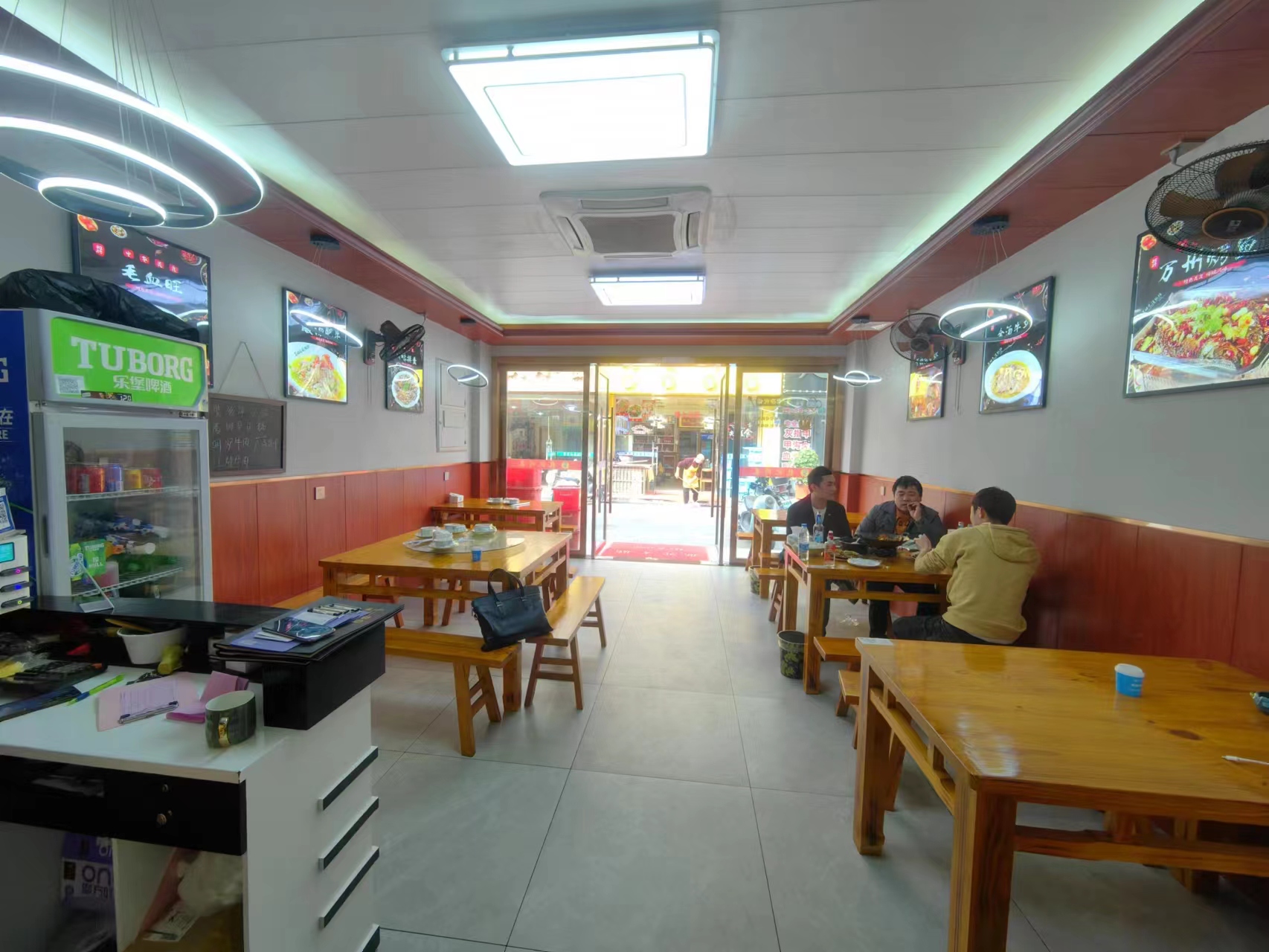 �±�����һ���ֵ���ת��