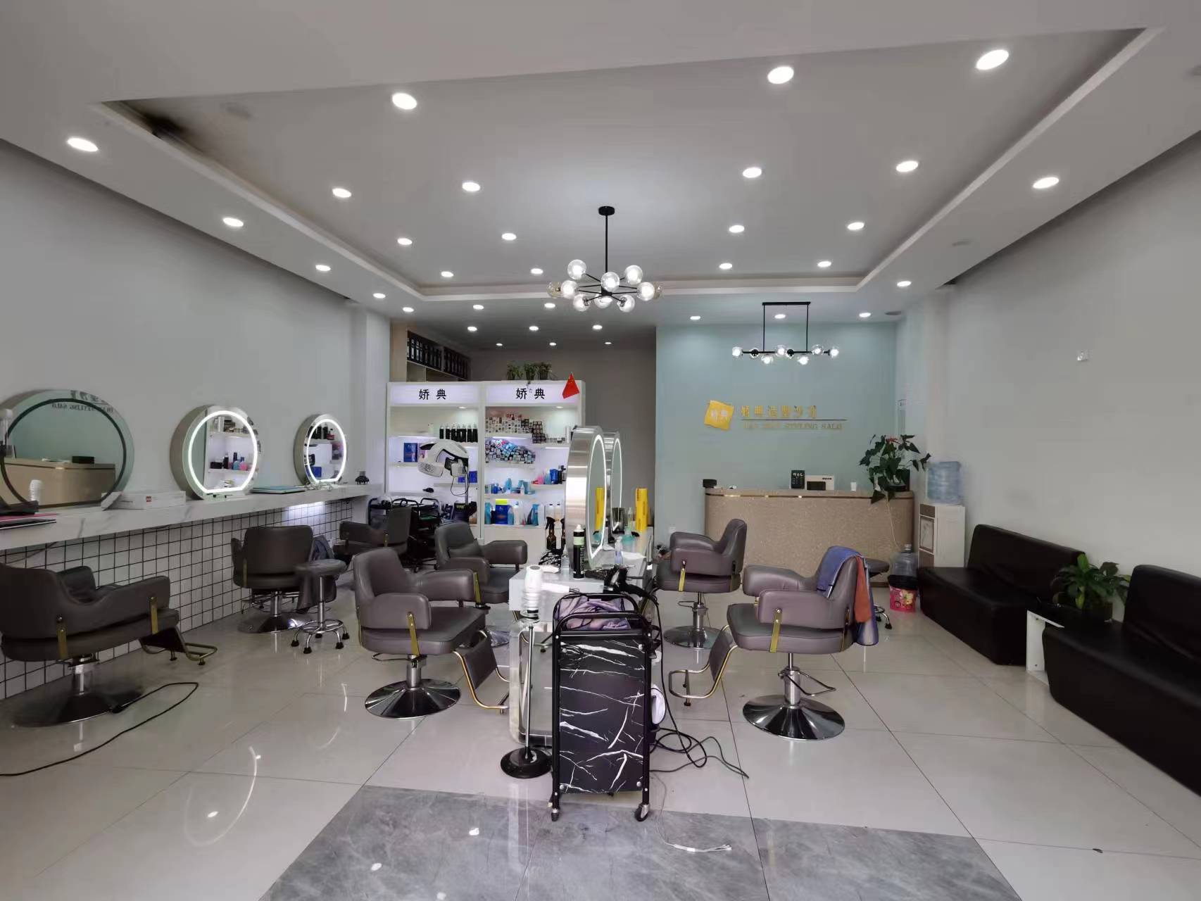 �±�����·��Ȧ������ת��