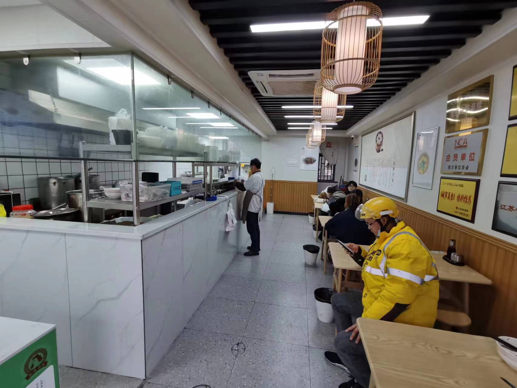 �±��Ӻ�·������ת�� ��ת��