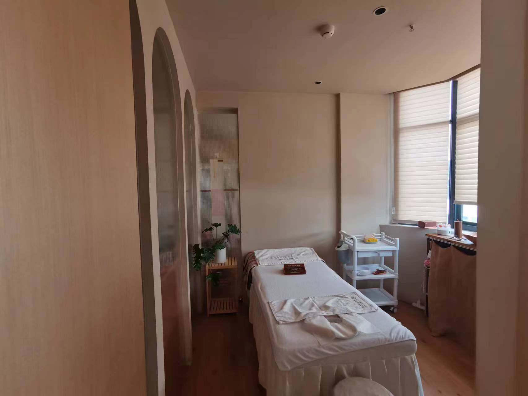 �����������Ժת��