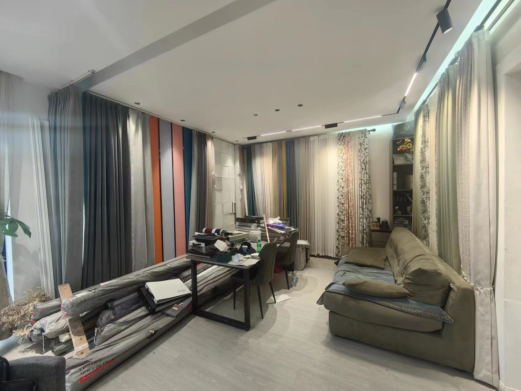 ���������װ�޵���ת��