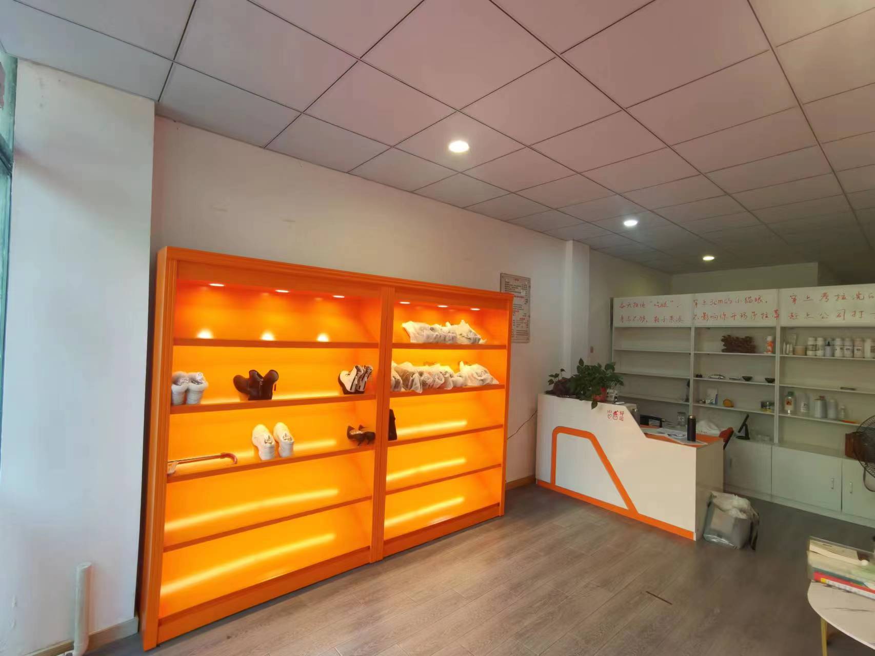 ���������ϳ�ϴЬ��ת����ҵ����