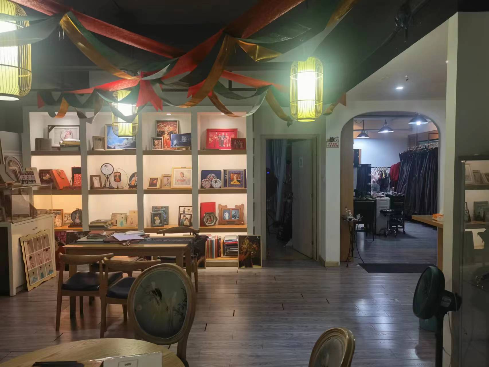 �±������Ȧ��ɴ��Ӱ��ת��