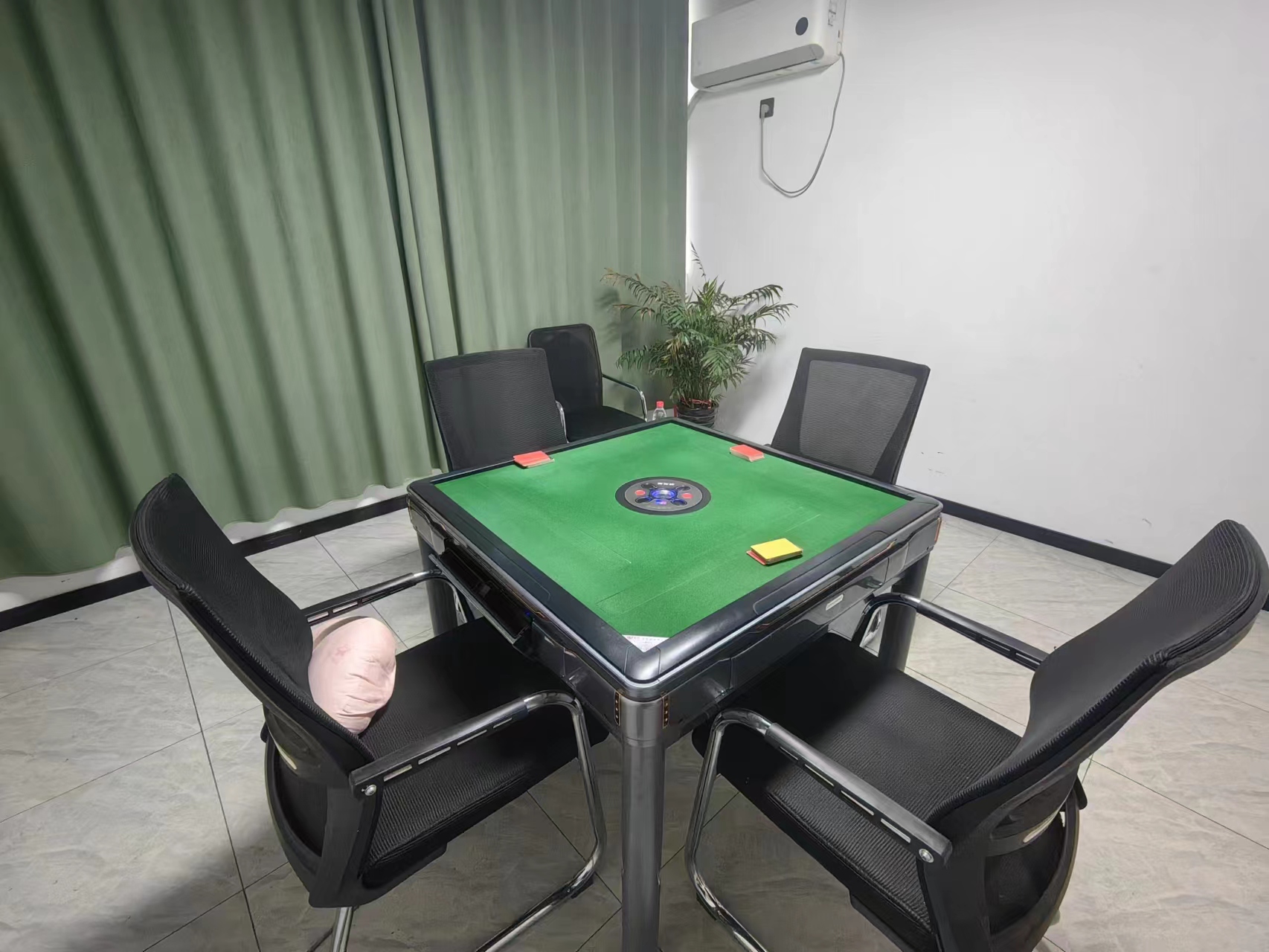 �������ƾ�װ��������ת��