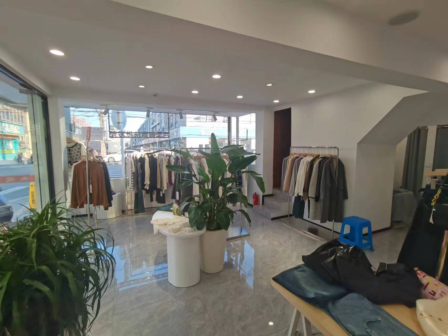 ���ţ����װ�޷�װ��ת����ҵ����