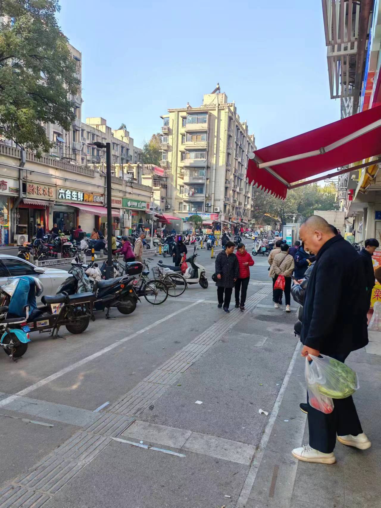 �Ͼ���¥�����г���̯λ  ��ת�÷�