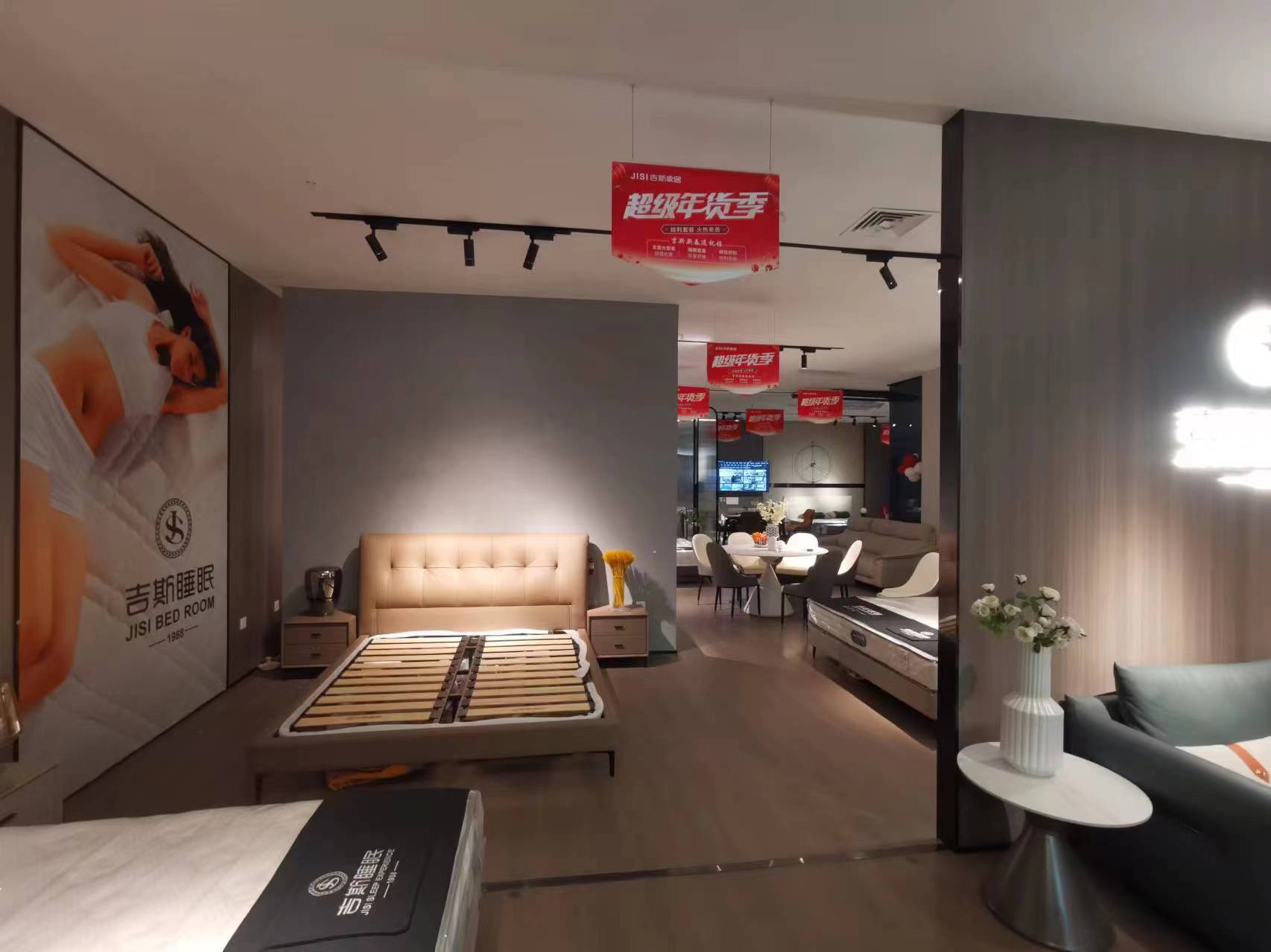 �����򶼼Ҿߵ�ת��