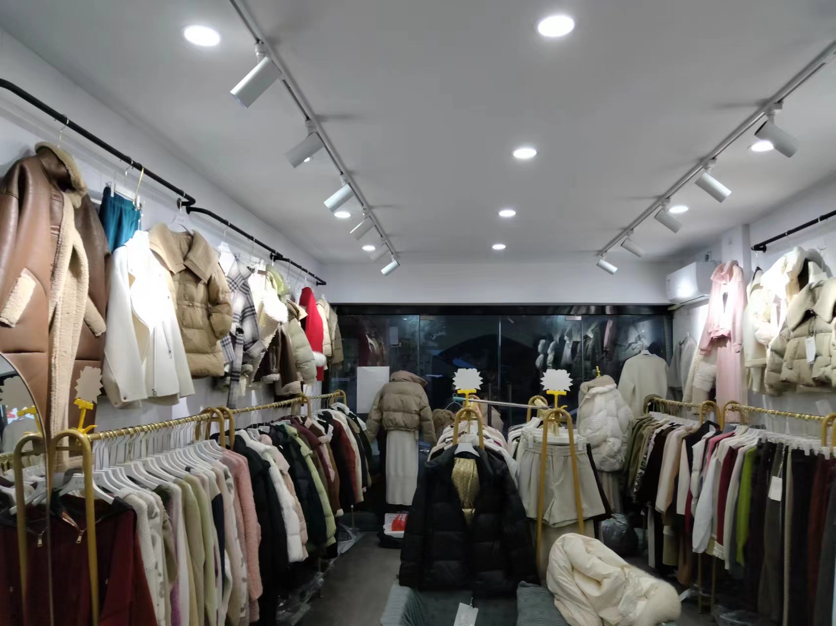 ���ţ����װ��ת����ҵ����