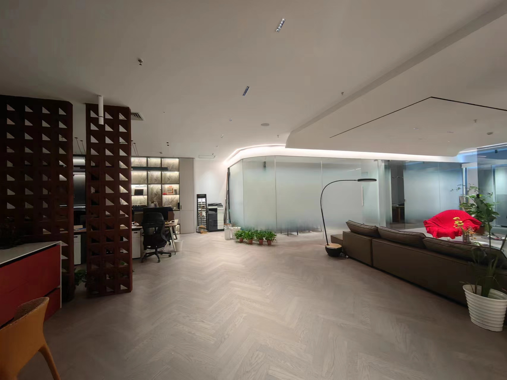 �����ѧ�Ǻ�����������¥����ת��